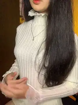 Nhinhi18 online show from February 6, 2026, 3:26 pm