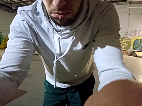 Snapshot of sloppytopkins chatting on March 13, 2026, 7:48 am sloppytopkins online show from March 13, 2026, 7:48 am