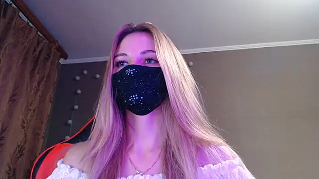 Iris lave online show from October 21, 2025, 3:13 pm