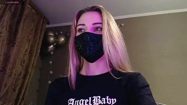 Iris lave online show from November 16, 2025, 4:23 pm