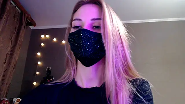 Iris lave online show from December 19, 2025, 4:14 pm