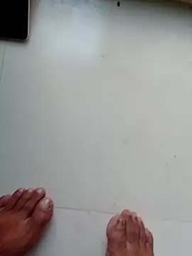 hackyourpussyxh online show from October 28, 2025, 1:20 am