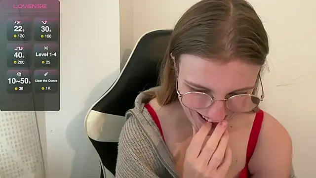 BustyKellyXXX online show from November 18, 2025, 10:31 am