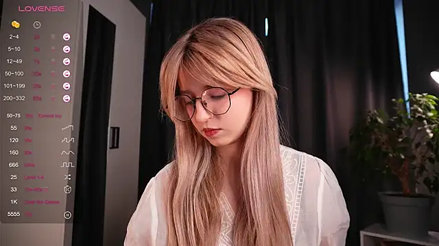 zegoii online show from October 22, 2025, 1:55 pm