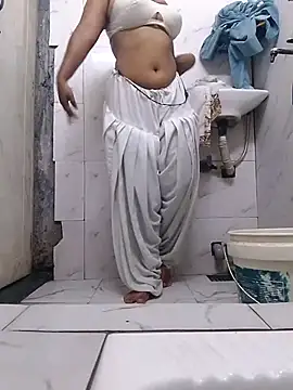 Snapshot of jaanu_sex_girl chatting on September 29, 2025, 12:10 pm jaanu sex girl online show from September 29, 2025, 12:10 pm