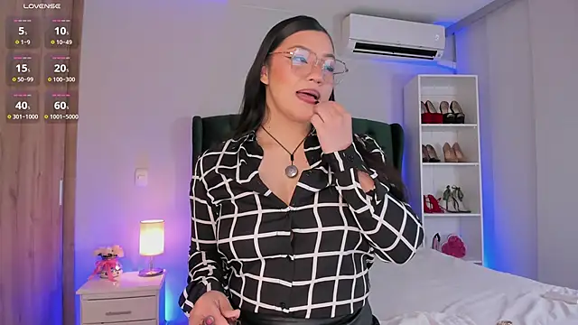 naughty fun room online show from April 3, 2026, 11:03 pm