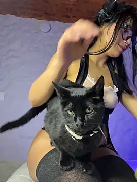 Maddy w online show from March 21, 2026, 4:06 am