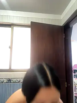 lucy grey25 online show from October 25, 2025, 2:46 pm