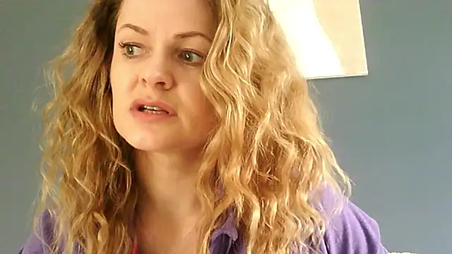 Ginger-bb online show from April 9, 2026, 6:30 am