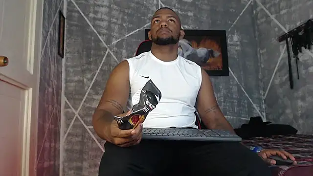 big blackmen19 online show from December 16, 2025, 2:38 am