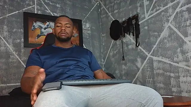 Snapshot of big_blackmen19 chatting on March 3, 2026, 2:01 pm big blackmen19 online show from March 3, 2026, 2:01 pm