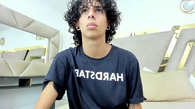 Ibratxandy online show from November 15, 2025, 7:10 pm