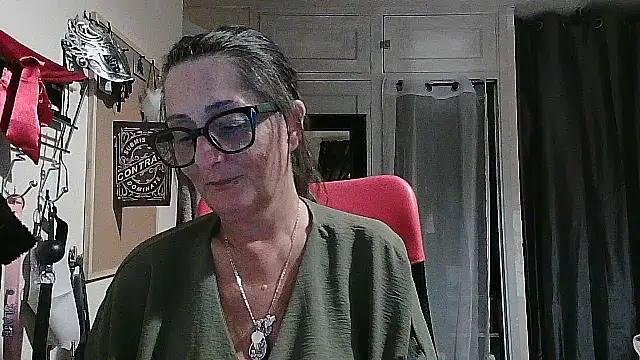 Mistress-Ivy51 online show from October 7, 2025, 5:54 pm