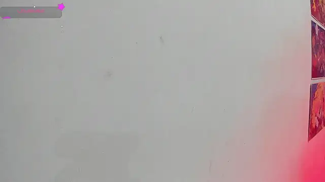 Snapshot of FluffyMelons chatting on February 9, 2026, 10:58 pm FluffyMelons online show from February 9, 2026, 10:58 pm