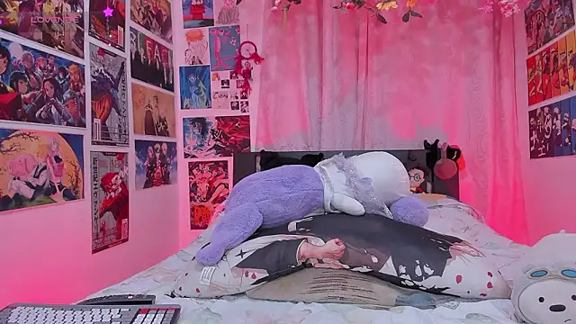 Snapshot of FluffyMelons chatting on March 17, 2026, 11:08 pm FluffyMelons online show from March 17, 2026, 11:08 pm