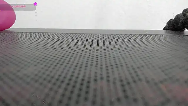 Snapshot of FluffyMelons chatting on April 11, 2026, 10:58 pm FluffyMelons online show from April 11, 2026, 10:58 pm