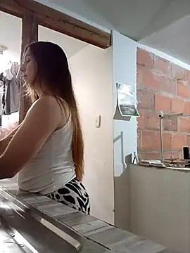 Arianna Moss online show from September 23, 2025, 2:09 pm