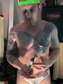 CloudyKingG online show from April 4, 2026, 11:40 am