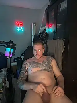 CloudyKingG online show from April 13, 2026, 5:29 pm