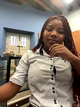 chocolatito-ho online show from October 14, 2025, 10:10 pm