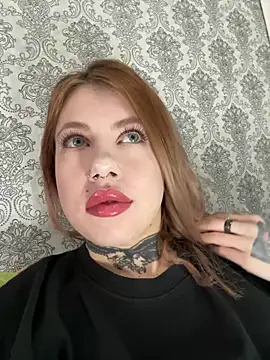 Nancyhot777 online show from February 2, 2026, 1:21 pm