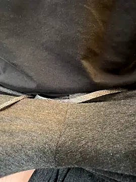 donvergamx online show from September 13, 2025, 3:34 pm