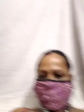 Snapshot of shalubhabhi69 chatting on November 6, 2025, 7:04 pm shalubhabhi69 online show from November 6, 2025, 7:04 pm