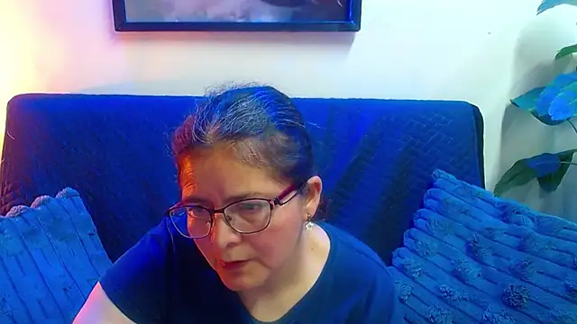 Snapshot of Linda_banks_ chatting on May 7, 2026, 1:22 am Linda banks online show from May 7, 2026, 1:22 am