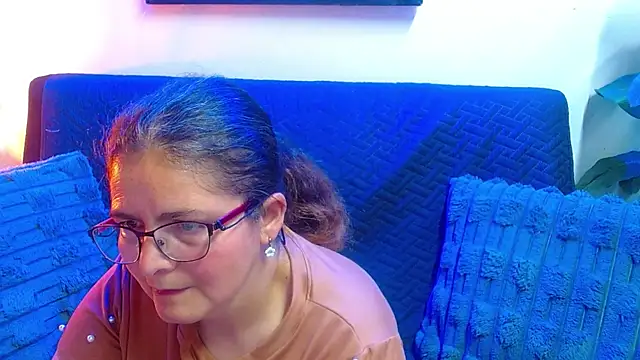 Snapshot of Linda_banks_ chatting on May 12, 2026, 1:03 am Linda banks online show from May 12, 2026, 1:03 am