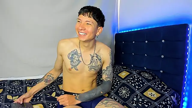 Tatiiana n Damiian online show from September 18, 2025, 9:39 pm