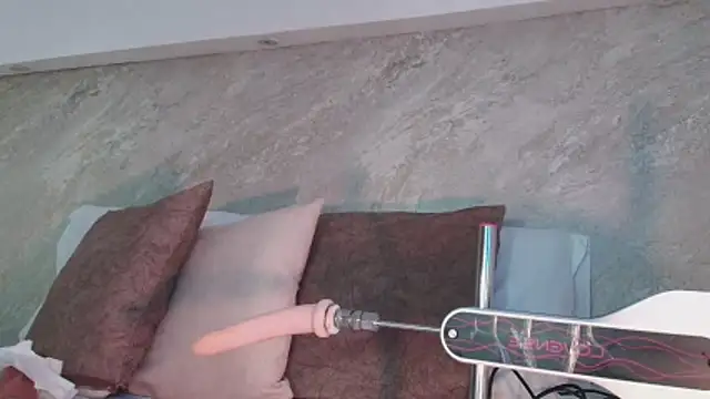 Dixie grey1 online show from February 12, 2026, 1:50 pm