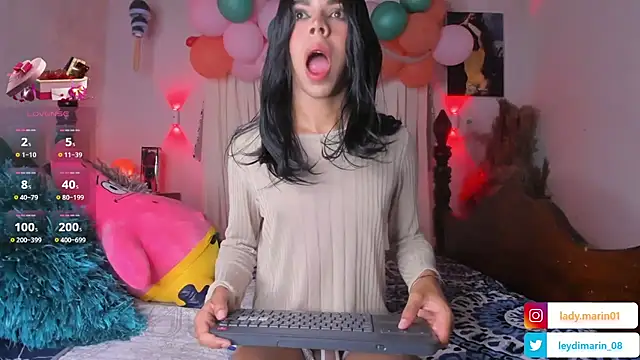 Snapshot of beauty_doll1 chatting on September 11, 2025, 2:50 pm beauty doll1 online show from September 11, 2025, 2:50 pm