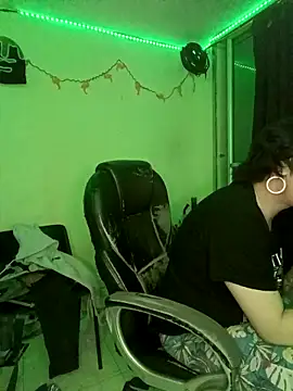 Snapshot of saenzjulieta1 chatting on September 19, 2025, 2:35 am saenzjulieta1 online show from September 19, 2025, 2:35 am