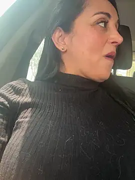 hotadhara01 online show from December 17, 2025, 5:30 pm