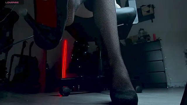 LiyaLuna online show from January 16, 2026, 1:59 pm