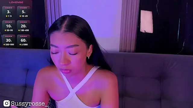 Snapshot of Sussyrosse_ chatting on February 5, 2026, 8:46 pm Sussyrosse online show from February 5, 2026, 8:46 pm