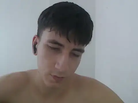 younewmaster online show from February 17, 2026, 8:37 pm