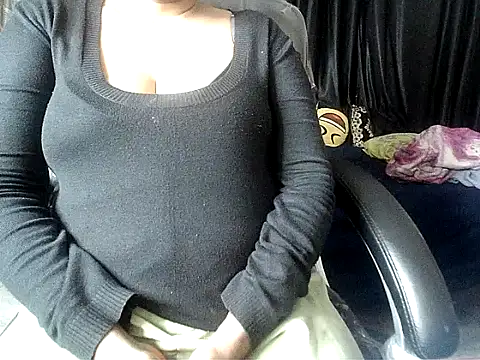 Anaconda-Mall online show from November 18, 2025, 7:40 pm