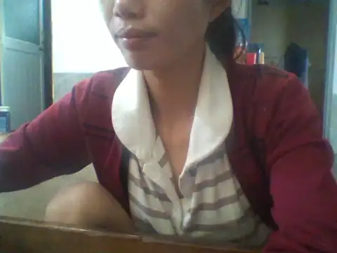 Snapshot of Lyly999 chatting on October 20, 2025, 12:44 am Lyly999 online show from October 20, 2025, 12:44 am