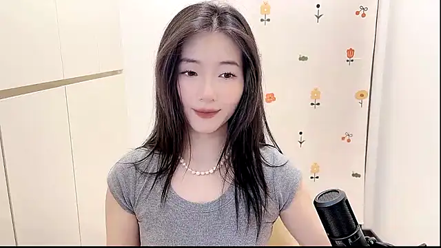 Rosalind xixi online show from September 26, 2025, 1:04 pm