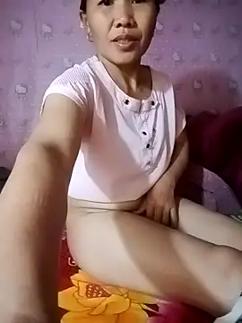 Snapshot of TinTin321 chatting on March 18, 2026, 12:14 am TinTin321 online show from March 18, 2026, 12:14 am