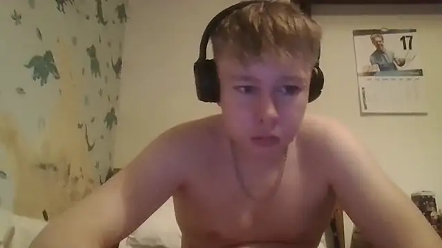 TomasCramp online show from October 2, 2025, 3:52 pm