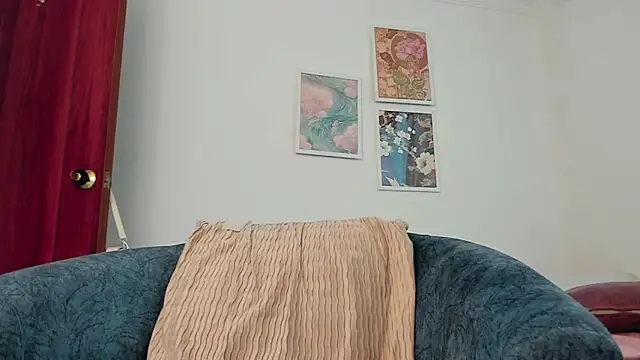 canelleGarces online show from March 4, 2026, 3:07 pm