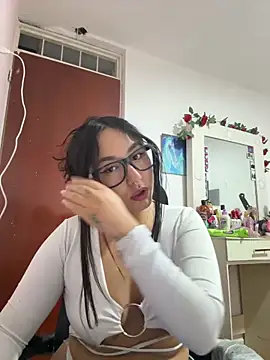 saranghae  online show from March 27, 2026, 3:23 am