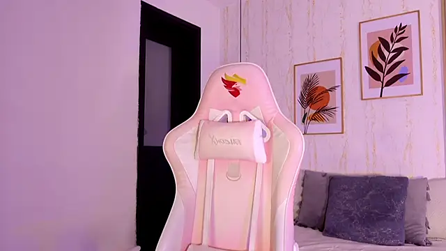 Ayleen Dunkan online show from September 25, 2025, 12:31 pm