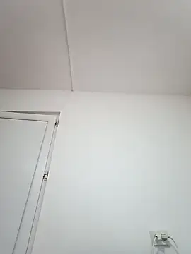 Vera Elle online show from November 27, 2025, 3:14 pm