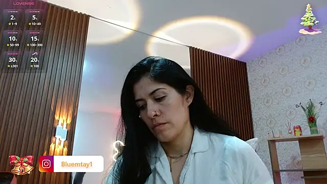 BLUE TAY1 online show from November 10, 2025, 12:37 pm