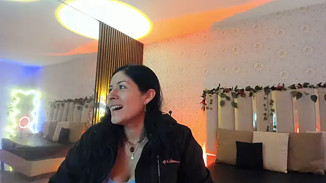 Snapshot of BLUE_TAY1 chatting on February 13, 2026, 12:12 pm BLUE TAY1 online show from February 13, 2026, 12:12 pm