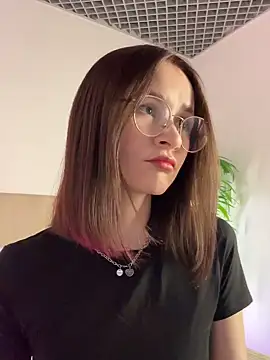 MartaBrent online show from March 19, 2026, 4:22 pm