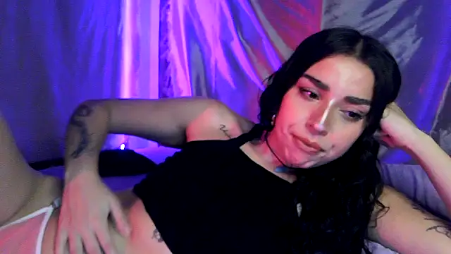 Snapshot of sweetbrunette22 chatting on February 14, 2026, 6:04 pm sweetbrunette22 online show from February 14, 2026, 6:04 pm